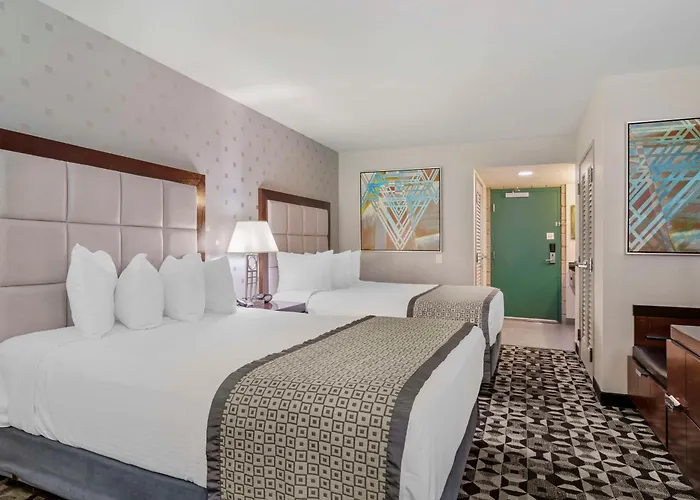 Hotel Western Sundial 3*