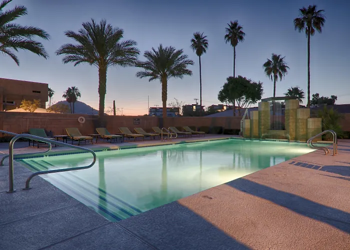 Western Sundial Hotel 3*