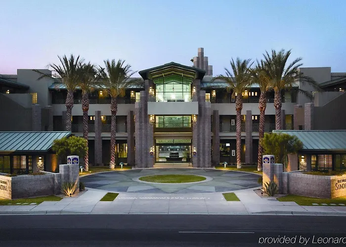 Western Sundial Hotel 3*